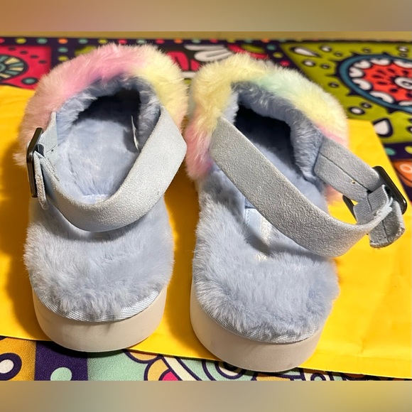Koolaburra by UGG Women’s Adjustable Slide Sandals Fuzz'd Out Pastel New W/O Box - Picture 5 of 10